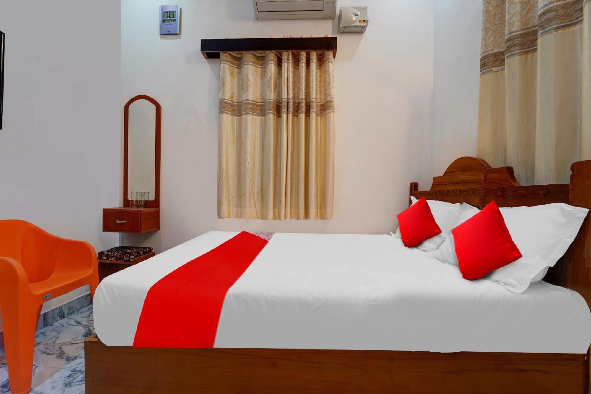 Flagship Sri Kamatchi Hotel & Rooms Мадурай Екстериор снимка